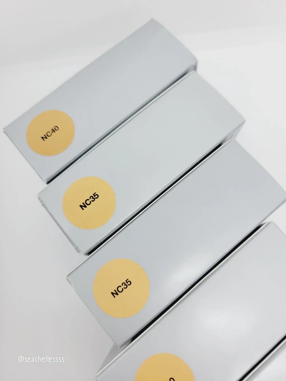 NC35 Mac Studio Tech Fix Cream To Powder Foundation Light Golden Brand New Boxed